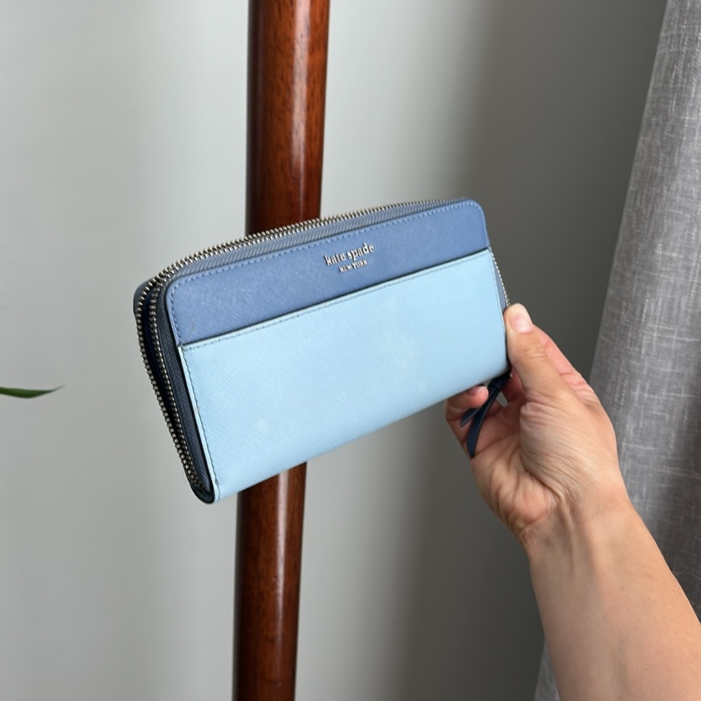 kate spade two-tone light blue zip-around wallet